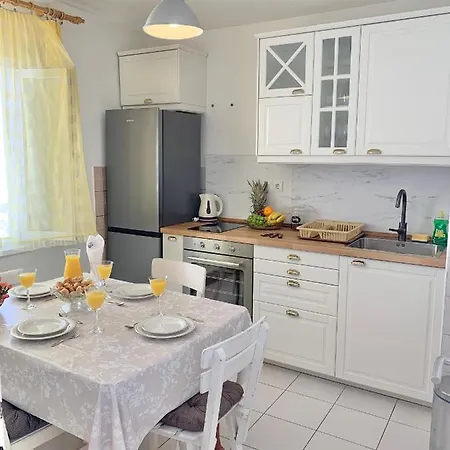 Silvana Ii Apartment *