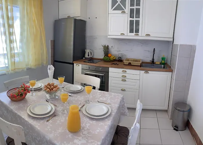 Silvana Ii Apartment Sibenik